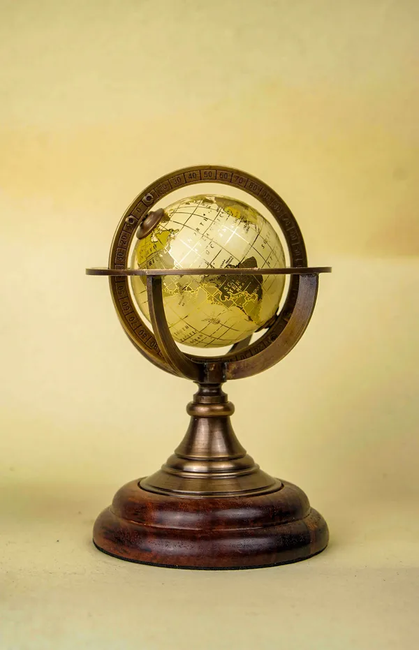 Astra_6.2_Armillary_Globe_On_Wooden_Base